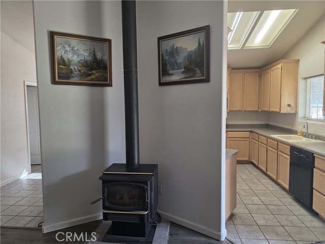 Detail Gallery Image 3 of 21 For 21737 Shadow Ln, Burney,  CA 96013 - 2 Beds | 2 Baths