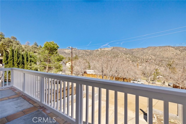 Detail Gallery Image 11 of 45 For 3516 Illinois Trl, Frazier Park,  CA 93225 - 3 Beds | 3 Baths