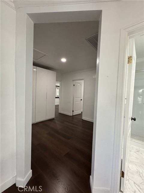 11043 Bexley Drive, Whittier CA: https://media.crmls.org/medias/123ffadc-2897-49ef-bc57-e35e6355c294.jpg