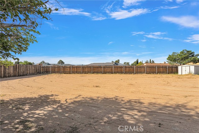 Detail Gallery Image 31 of 36 For 22331 Ramona Ave, Apple Valley,  CA 92307 - 3 Beds | 2 Baths