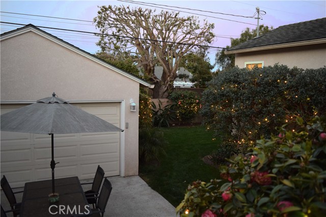 1240 Gertruda Avenue, Redondo Beach, California 90277, 3 Bedrooms Bedrooms, ,1 BathroomBathrooms,Residential,Sold,Gertruda,SB17051742