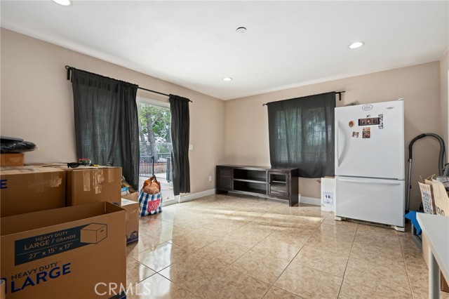 Detail Gallery Image 23 of 30 For 12601 Daryl, Granada Hills,  CA 91344 - 5 Beds | 3 Baths