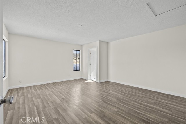 618 W Avenue Q12, Palmdale CA: https://media.crmls.org/medias/12418813-f612-45e3-90cb-a58be7b259a4.jpg