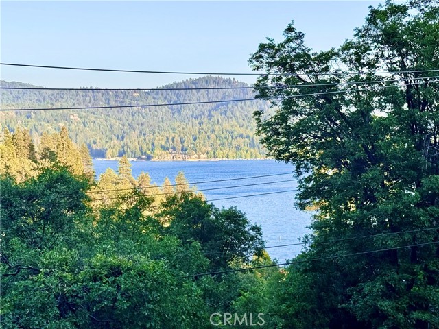 Detail Gallery Image 1 of 44 For 27888 West Shore Rd, Lake Arrowhead,  CA 92352 - 3 Beds | 2 Baths