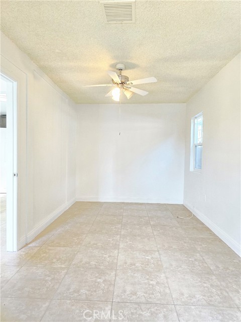 Detail Gallery Image 13 of 20 For 10529 Grape, Los Angeles,  CA 90002 - 6 Beds | 2 Baths