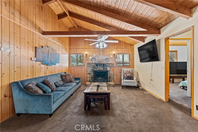 Detail Gallery Image 7 of 32 For 904 Michael Ave, Big Bear City,  CA 92314 - 3 Beds | 2 Baths