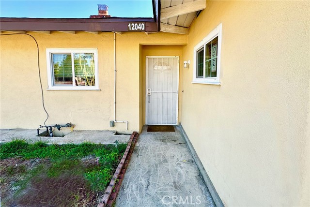 Detail Gallery Image 17 of 27 For 12040 Stagg St, North Hollywood,  CA 91605 - 4 Beds | 2/1 Baths