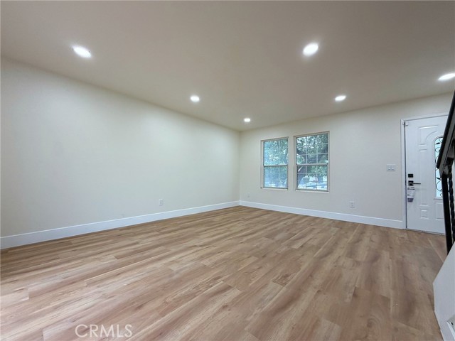 949 Oak Glen Ln, Colton, CA 92324 photo 6