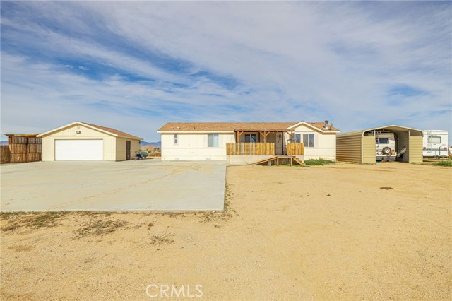 Detail Gallery Image 2 of 49 For 277 Longhorn, Mojave,  CA 93501 - 3 Beds | 2 Baths