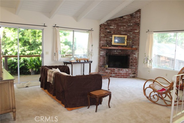 Detail Gallery Image 8 of 41 For 1909 Pineridge, Cambria,  CA 93428 - 2 Beds | 2 Baths