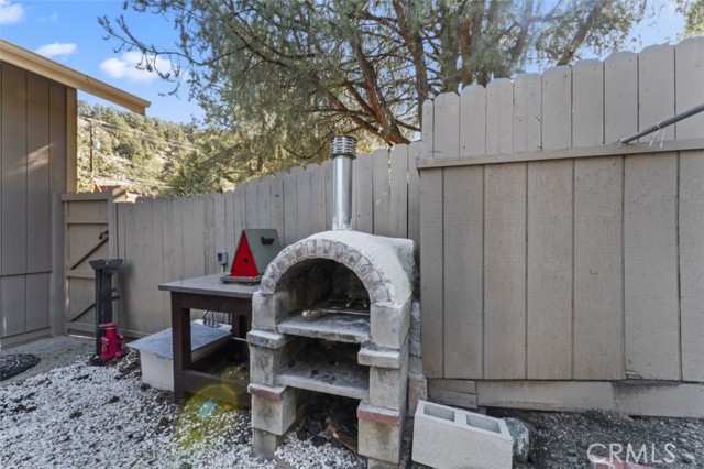 Detail Gallery Image 29 of 37 For 2411 Glacier Dr, –,  CA 93225 - 4 Beds | 3 Baths