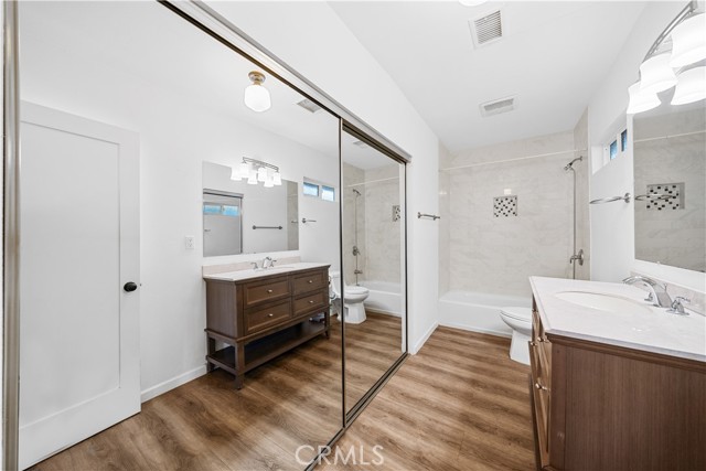 Detail Gallery Image 24 of 49 For 202 Mira Mar Ave, Long Beach,  CA 90803 - 4 Beds | 3 Baths