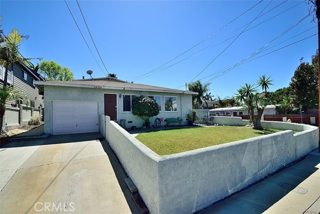 Detail Gallery Image 1 of 23 For 2400 Marshallfield Ln, Redondo Beach,  CA 90278 - – Beds | – Baths