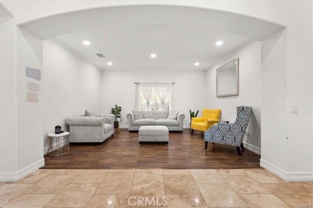 Detail Gallery Image 5 of 19 For 24230 Hayes Ave, Murrieta,  CA 92562 - 3 Beds | 2/1 Baths