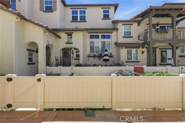 Detail Gallery Image 2 of 49 For 33710 Willow Haven, Murrieta,  CA 92563 - 3 Beds | 2/1 Baths