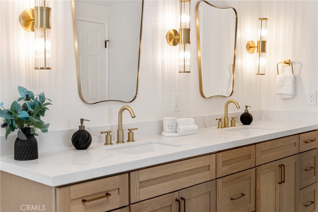 MLS #WS25241279 image #34