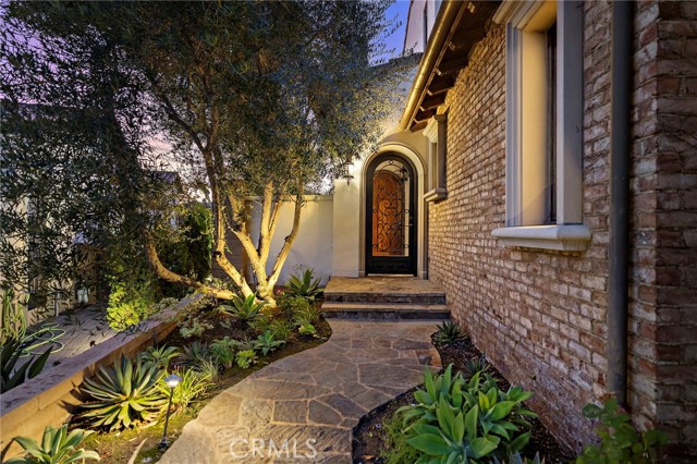 Detail Gallery Image 4 of 59 For 6 Canyon Peak, Newport Coast,  CA 92657 - 4 Beds | 3/1 Baths