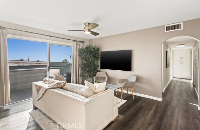 Detail Gallery Image 31 of 46 For 284 Chiquita, Laguna Beach,  CA 92651 - 4 Beds | 2/2 Baths