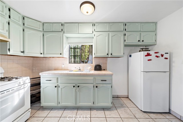 3580 Griffin Avenue, Los Angeles CA: https://media.crmls.org/medias/124c8bc8-c274-407b-9357-31e039f906c9.jpg