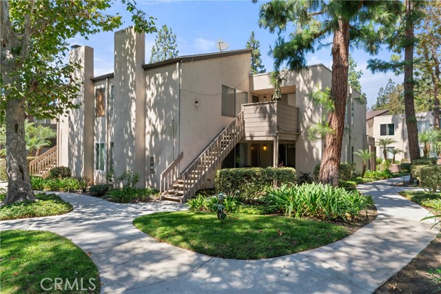 Image 2 for 1300 Cabrillo Park Dr #B, Santa Ana, CA 92701