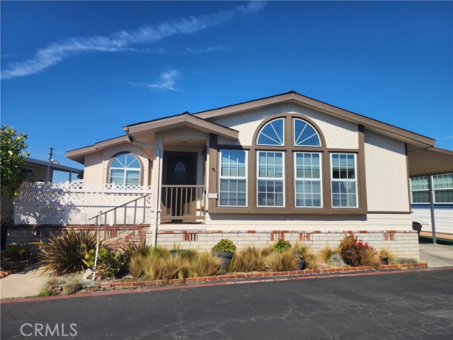 Front Image Thumbnail for CROC26064830