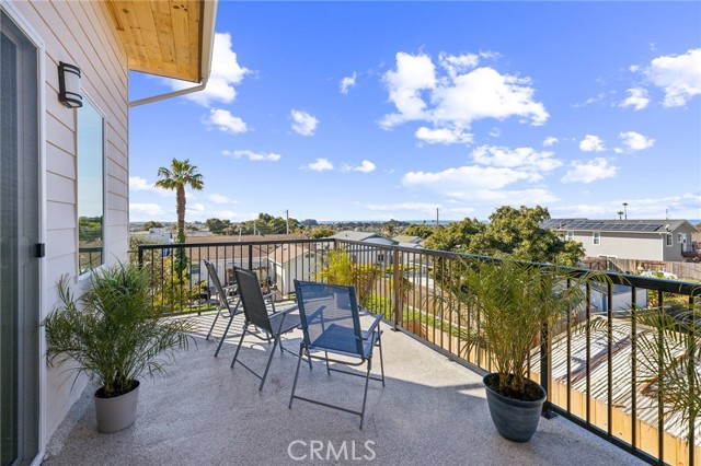 453 N 13th Street, Grover Beach CA: https://media.crmls.org/medias/124e3a1e-1f9d-4428-a80e-59d4a6b186eb.jpg
