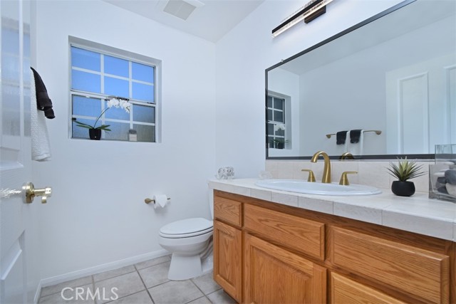 13030 Moorpark Street # 1, Studio City (los Angeles), California 91604, 2 Bedrooms Bedrooms, ,1 BathroomBathrooms,Residential Lease,For Rent,13030 Moorpark Street # 1,CRSR24234423