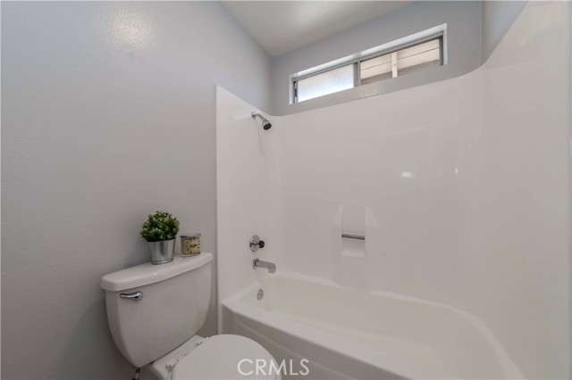 Detail Gallery Image 19 of 25 For 552 E Newmark Ave #C,  Monterey Park,  CA 91755 - 2 Beds | 2/1 Baths
