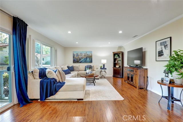 Detail Gallery Image 11 of 35 For 2405 via Mariposa #1-H,  Laguna Woods,  CA 92637 - 2 Beds | 2 Baths