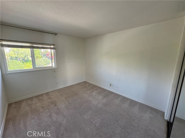 Detail Gallery Image 32 of 44 For 21931 Ontur, Mission Viejo,  CA 92692 - 4 Beds | 2/1 Baths