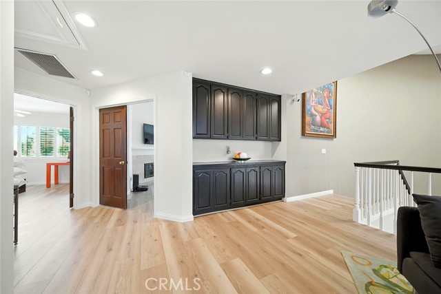18200 Sandringham Court, Porter Ranch CA: https://media.crmls.org/medias/124fd18c-a815-40af-b237-e4ab4c91b76d.jpg