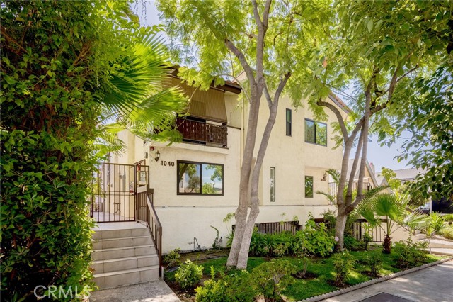 Detail Gallery Image 1 of 20 For 1040 Spazier Ave #3,  Glendale,  CA 91201 - 2 Beds | 2/1 Baths
