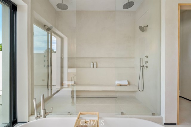 Detail Gallery Image 51 of 72 For 15447 Huston, Sherman Oaks,  CA 91403 - 5 Beds | 5/1 Baths