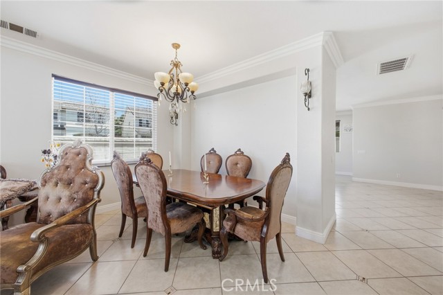 Detail Gallery Image 10 of 72 For 33413 Alagon, Temecula,  CA 92592 - 4 Beds | 2/1 Baths