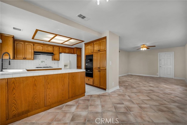 Image 14 of 37 For 224 Longfellow Street