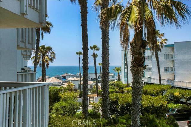 640 The Village, Redondo Beach, California 90277, ,1 BathroomBathrooms,Residential,Sold,The Village,PV16145685