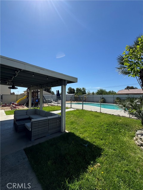 14821 Gravilla Road, Victorville CA: https://media.crmls.org/medias/1251ede8-261f-469d-a39f-e18008b9fc20.jpg