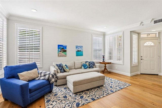 12646 Doral, Tustin CA: https://media.crmls.org/medias/12538181-9d08-4aee-a120-362d7904326d.jpg