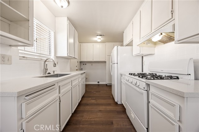 Detail Gallery Image 16 of 37 For 1931 Calle Arboleda, Hemet,  CA 92545 - 2 Beds | 1 Baths