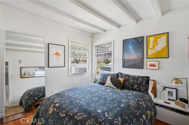 Detail Gallery Image 18 of 31 For 295 Wave St, Laguna Beach,  CA 92651 - 3 Beds | 3 Baths