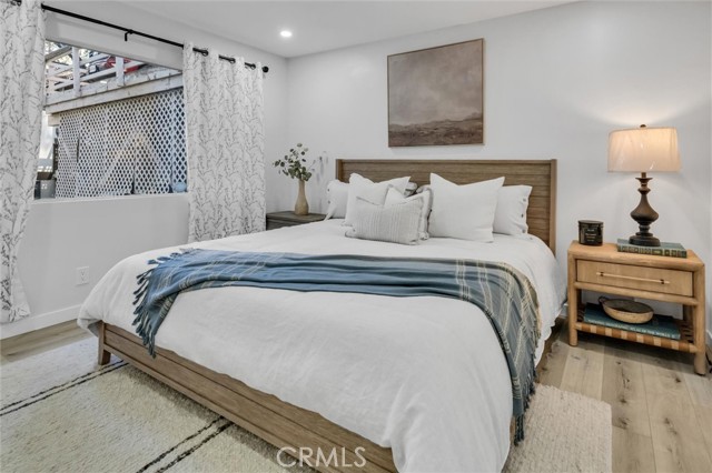 Detail Gallery Image 11 of 33 For 377 Hillside, Lake Arrowhead,  CA 92352 - 3 Beds | 2 Baths