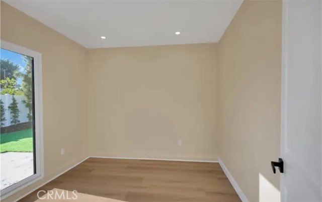 Detail Gallery Image 4 of 9 For 10507 Dempsey Ave, Granada Hills,  CA 91344 - 1 Beds | 1 Baths