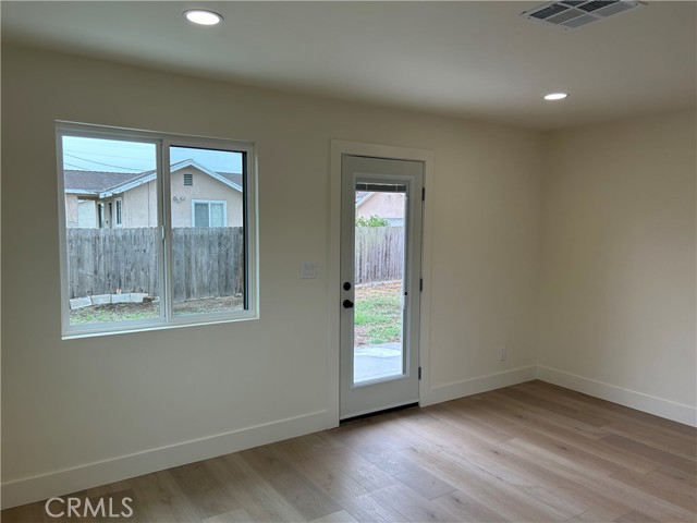 1102 Maxfield Street, Torrance CA: https://media.crmls.org/medias/1255a9e3-8023-414c-99ba-7e2cb0b0339d.jpg