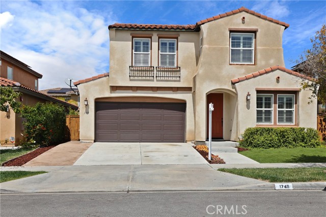 Detail Gallery Image 1 of 1 For 1749 Webber Way, Chula Vista,  CA 91913 - 5 Beds | 3 Baths