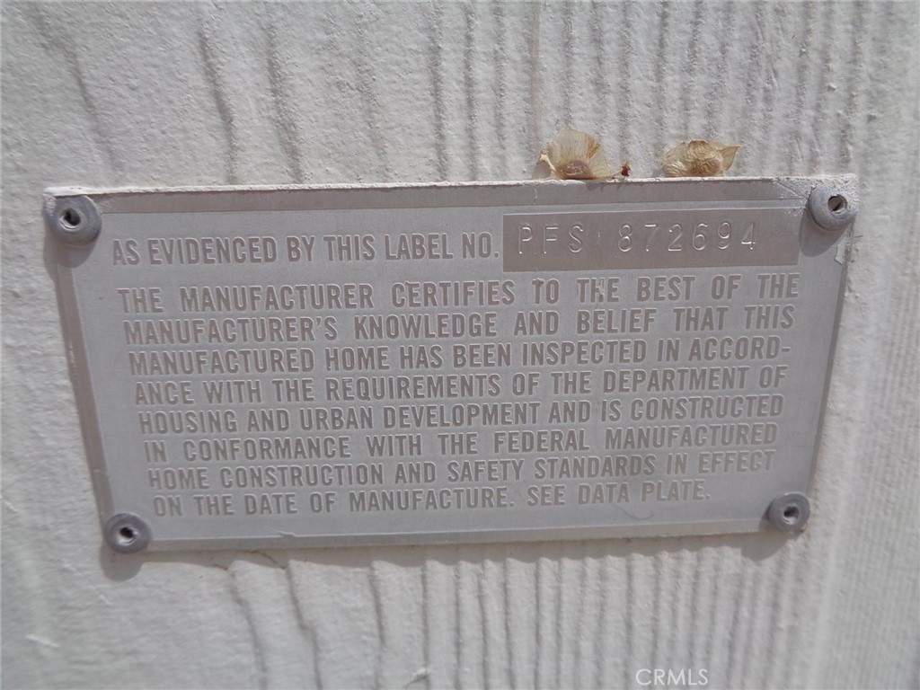 https://media.crmls.org/medias/1257238a-3a78-497c-bcd4-653a5499c7d8.jpg?preset=X-Large