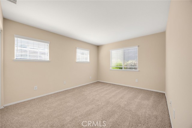 Detail Gallery Image 19 of 35 For 930 via Blairo, Corona,  CA 92879 - 5 Beds | 3 Baths