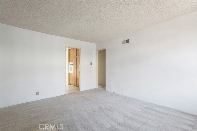 Detail Gallery Image 2 of 27 For 1201 N California St #4,  Orange,  CA 92867 - 2 Beds | 2 Baths