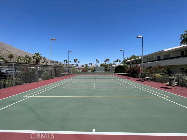 Detail Gallery Image 9 of 49 For 1950 S Palm Canyon Dr #120,  Palm Springs,  CA 92264 - 2 Beds | 2 Baths