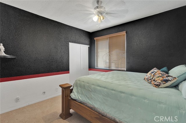 21350 Ramona Avenue, Apple Valley CA: https://media.crmls.org/medias/12592d67-cbf5-4642-ae5a-fc066ba5ee68.jpg