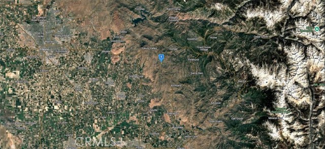 Detail Gallery Image 4 of 5 For 37073 Sand Creek Run, Squaw Valley,  CA 93675 - – Beds | – Baths